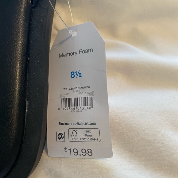 3 Pair Sandals 8.5 - Picture 8 of 8